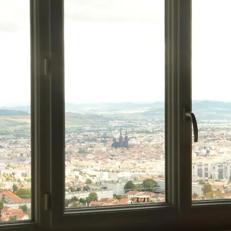 Des Lacs - Pinatelle - *